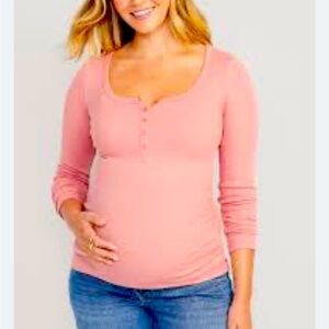 Old Navy Maternity Fitted ribbed Henley